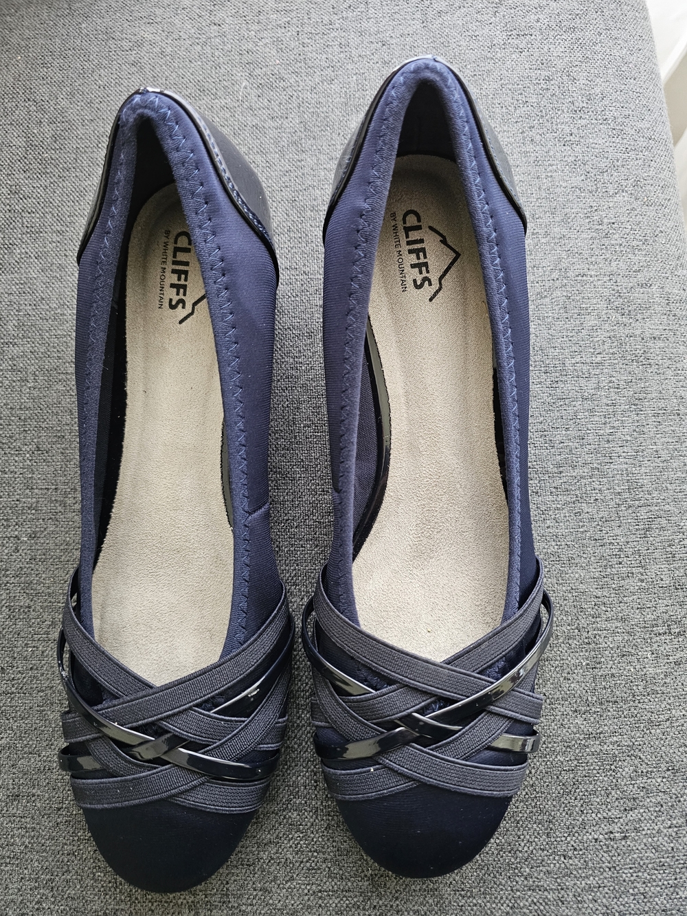 Cliffs by White Mountain Navy Women's Cross-Strap Comfort Flats